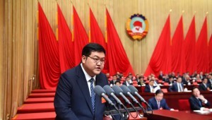 1月22日,政協(xié)甘肅省十三屆二次會(huì)議第二次全體會(huì)議在蘭州舉行,甘肅省工商聯(lián)副主席、農(nóng)工黨省委會(huì)生態(tài)環(huán)境專委會(huì)主任、大禹節(jié)水集團(tuán)董事長(zhǎng)王浩宇作為8名委員之一受邀作大會(huì)發(fā)言。